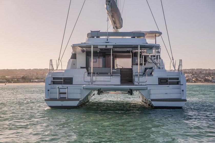 Leopard 50L - 5 cab. - Yacht Charter Sailica