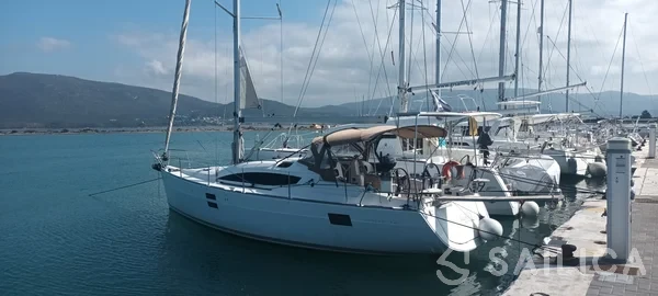 Elan 40 Impression - Yacht Charter Sailica