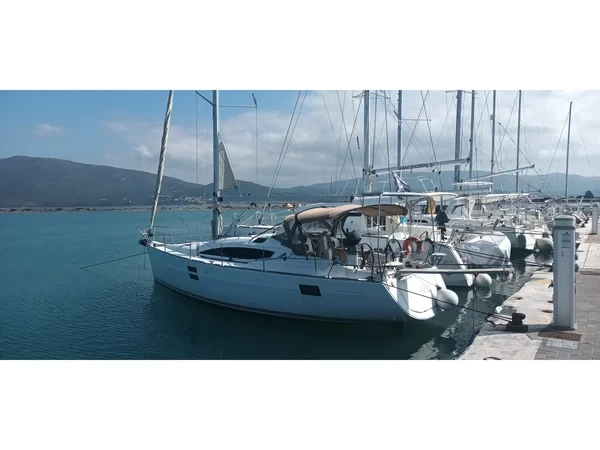Elan 40 Impression - Yacht Charter Sailica