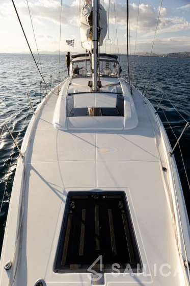 Oceanis 51.1 - Yacht Charter Sailica