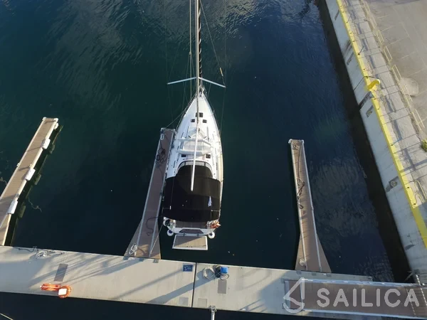 Bavaria 40 Cruiser - Yacht Charter Sailica