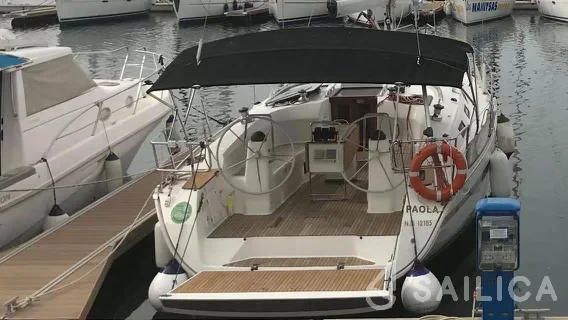 Bavaria 40 Cruiser - Yacht Charter Sailica