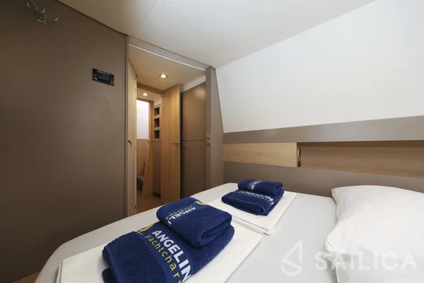 Bali 4.5 - Yacht Charter Sailica
