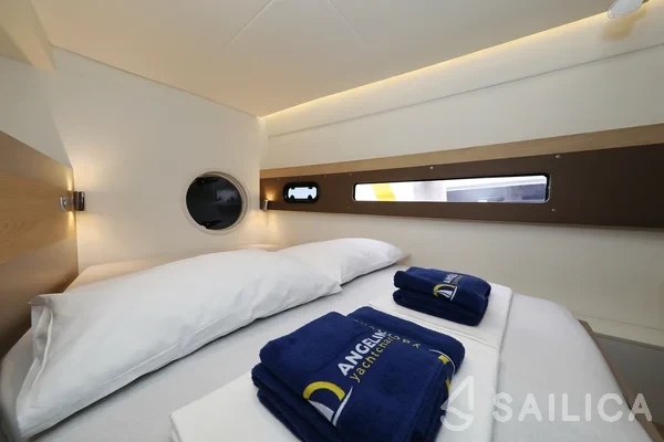 Bali 4.5 - Yacht Charter Sailica