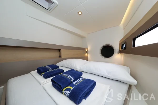 Bali 4.5 - Yacht Charter Sailica