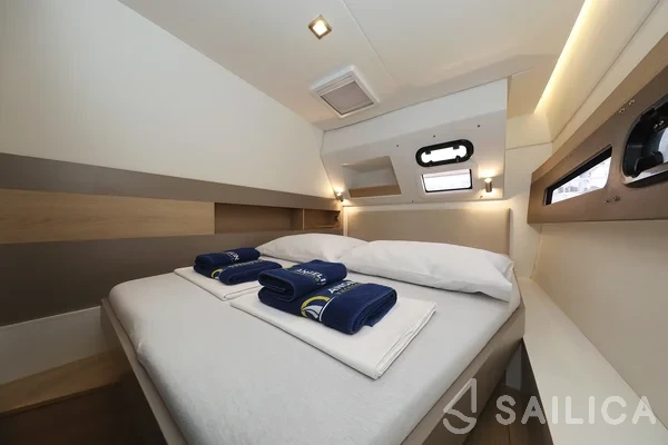 Bali 4.5 - Yacht Charter Sailica
