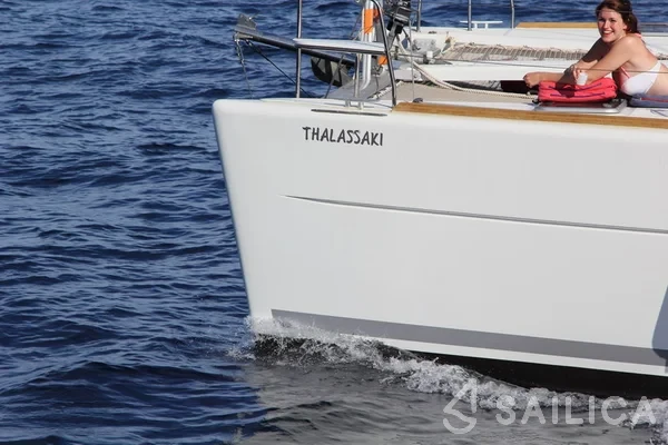 Lagoon 380 - Yacht Charter Sailica