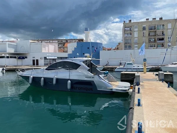 Mirakul 40 - Yacht Charter Sailica