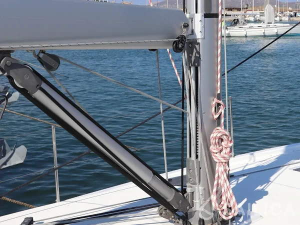 Sun Odyssey 410 - Photo #73 Sun Odyssey 410 - Yacht Charter Sailica