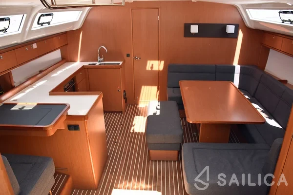 Bavaria 51 Cruiser - Yacht Charter Sailica