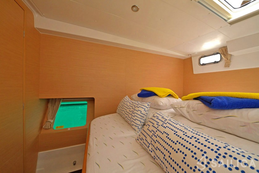 Lagoon 420 - Yacht Charter Sailica