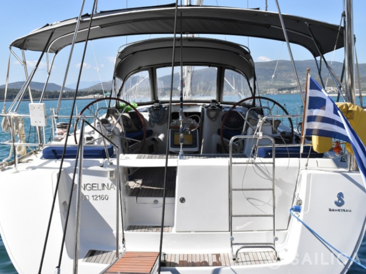 Oceanis 54 - Yacht Charter Sailica