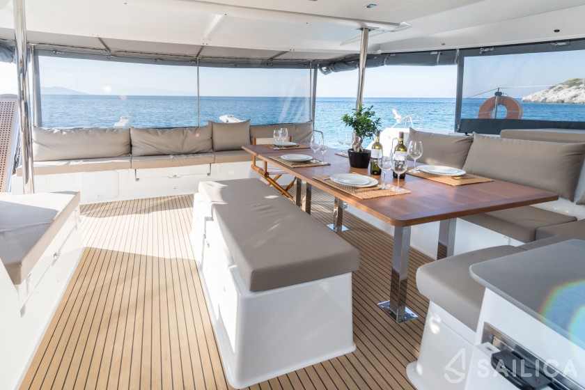 Saba 50 - Yacht Charter Sailica