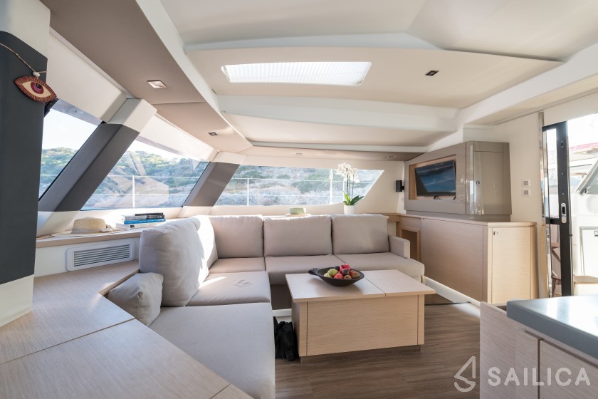 Saba 50 - Yacht Charter Sailica