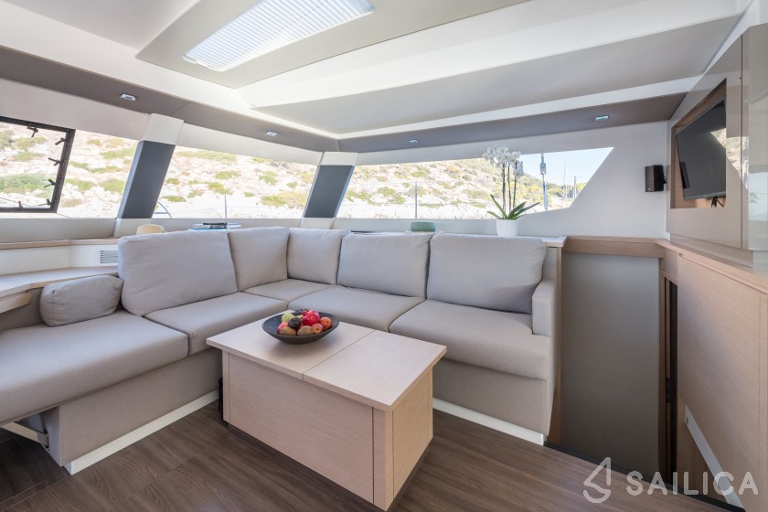 Saba 50 - Yacht Charter Sailica