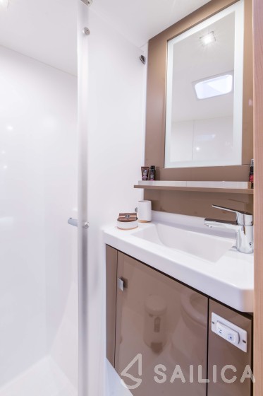 Saba 50 - Yacht Charter Sailica