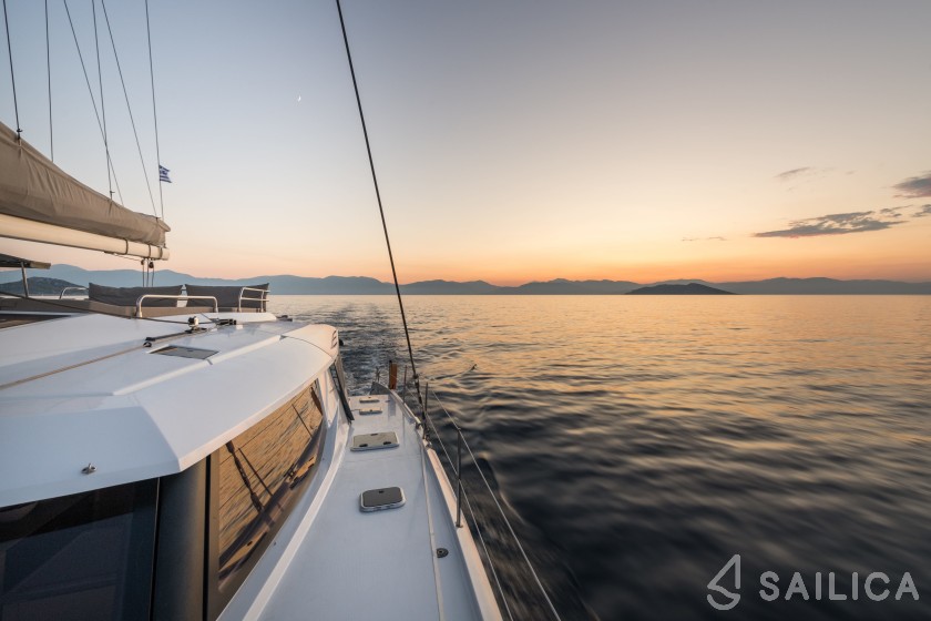 Saba 50 - Yacht Charter Sailica