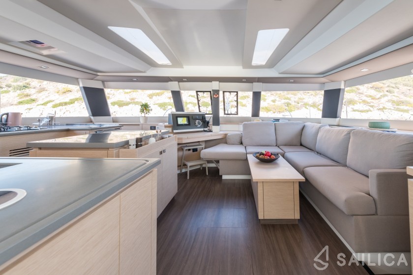 Saba 50 - Yacht Charter Sailica