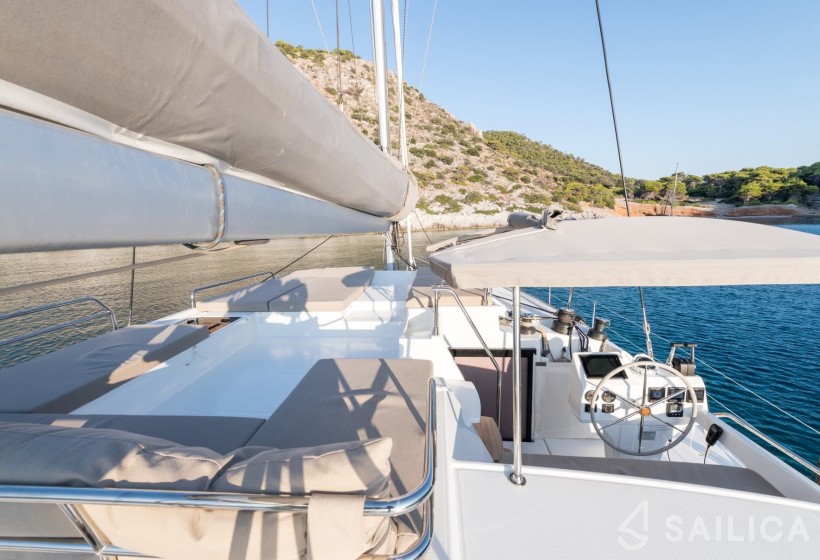 Saba 50 - Yacht Charter Sailica