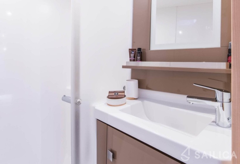 Saba 50 - Yacht Charter Sailica