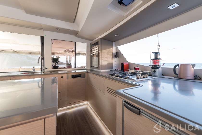 Saba 50 - Yacht Charter Sailica