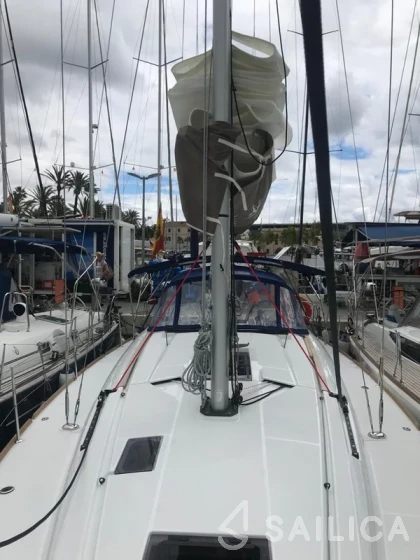Sun Odyssey 419 - Yacht Charter Sailica