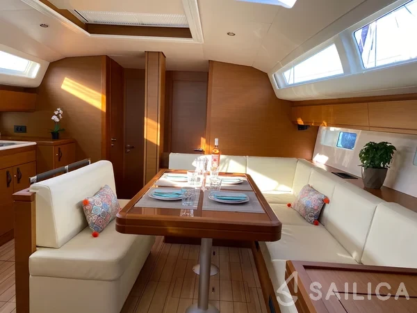 Jeanneau 54 - Yacht Charter Sailica