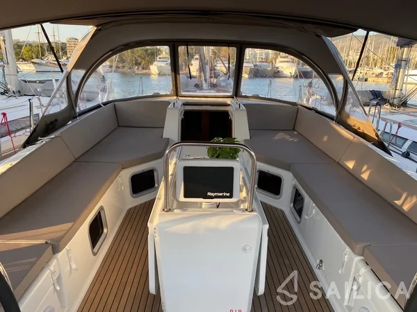 Jeanneau 54 - Yacht Charter Sailica