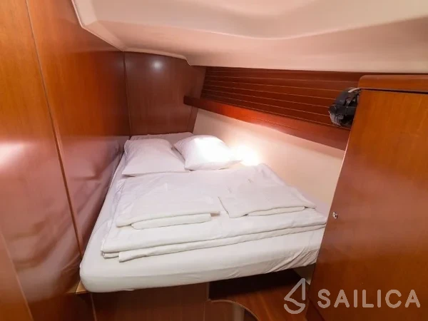 Dufour 455 Grand Large - Yacht Charter Sailica