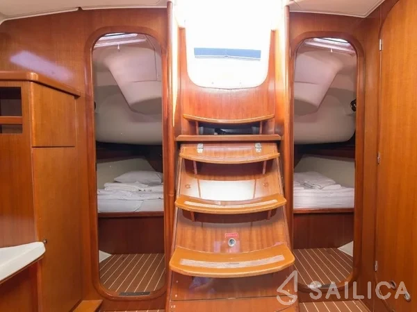 Dufour 455 Grand Large - Yacht Charter Sailica