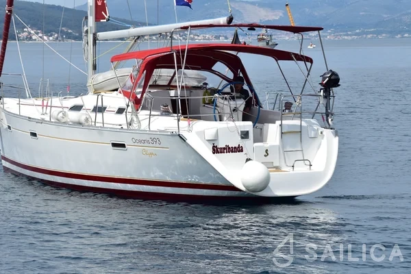 Oceanis 393 Clipper - Yacht Charter Sailica