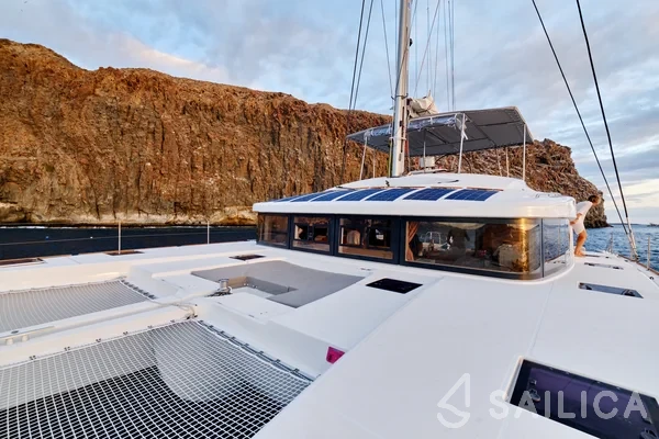 Lagoon 52F - Yacht Charter Sailica