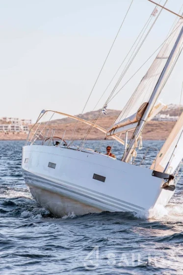 X4-6 - Yacht Charter Sailica