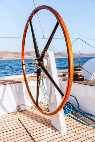 X4-6 - Yacht Charter Sailica