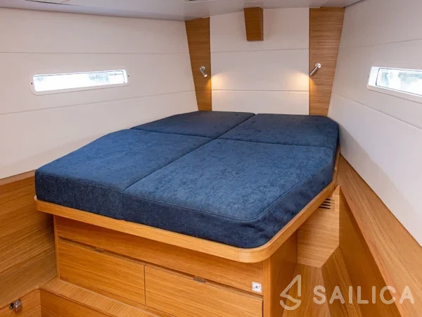 X4-6 - Yacht Charter Sailica