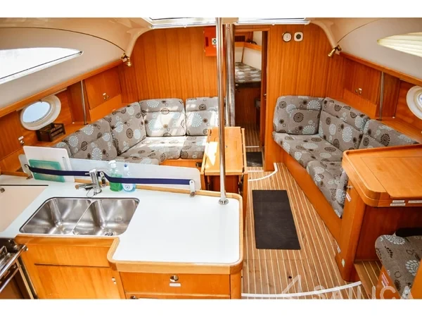 Elan 434 Impression - Yacht Charter Sailica