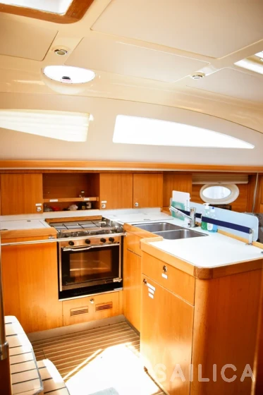 Elan 434 Impression - Yacht Charter Sailica