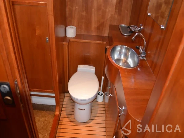 De Drait Classicline 1300 - Yacht Charter Sailica