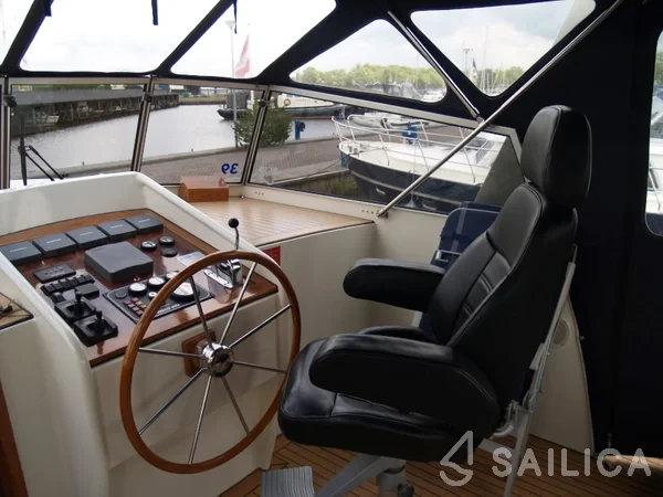 De Drait Classicline 1300 - Yacht Charter Sailica