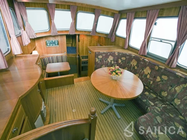 De Drait Classicline 1300 - Yacht Charter Sailica
