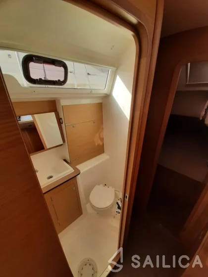 Dufour 460 GL - Yacht Charter Sailica