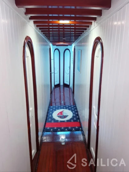 Gulet - Yacht Charter Sailica