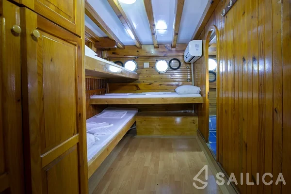 Gulet - Yacht Charter Sailica