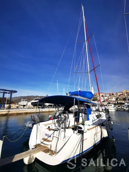 Sun Odyssey 33i - Yacht Charter Sailica