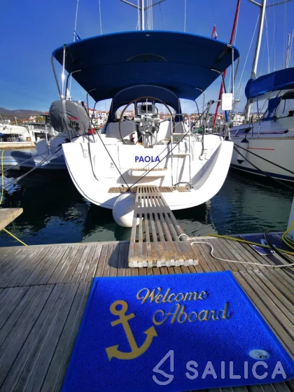 Sun Odyssey 33i - Yacht Charter Sailica