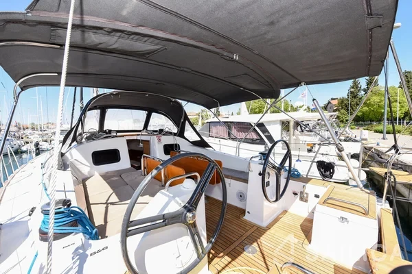 Elan Impression 45.1 - Yacht Charter Sailica