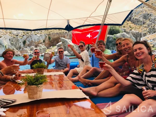 Gulet - Yacht Charter Sailica