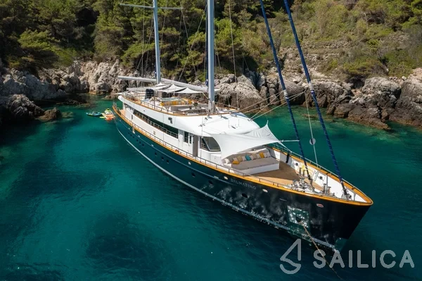 Gulet - Yacht Charter Sailica