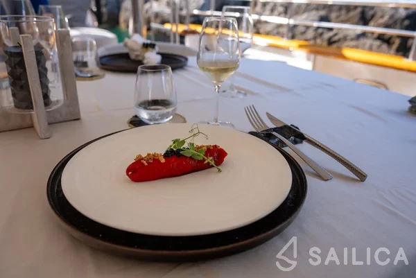Gulet - Yacht Charter Sailica