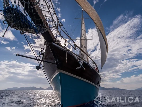 Gulet - Yacht Charter Sailica